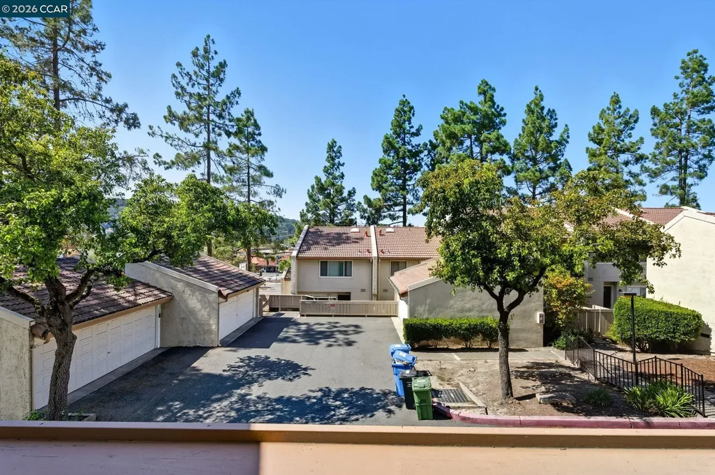 1585 Moraga Way Moraga CA 94556