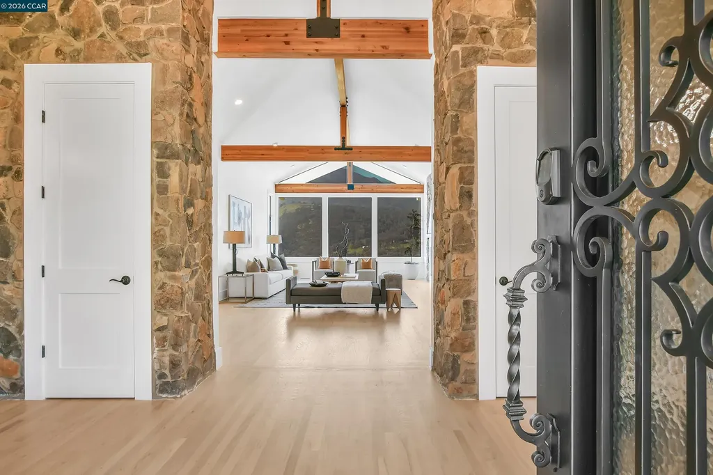 420 Leon Court Clayton CA 94517