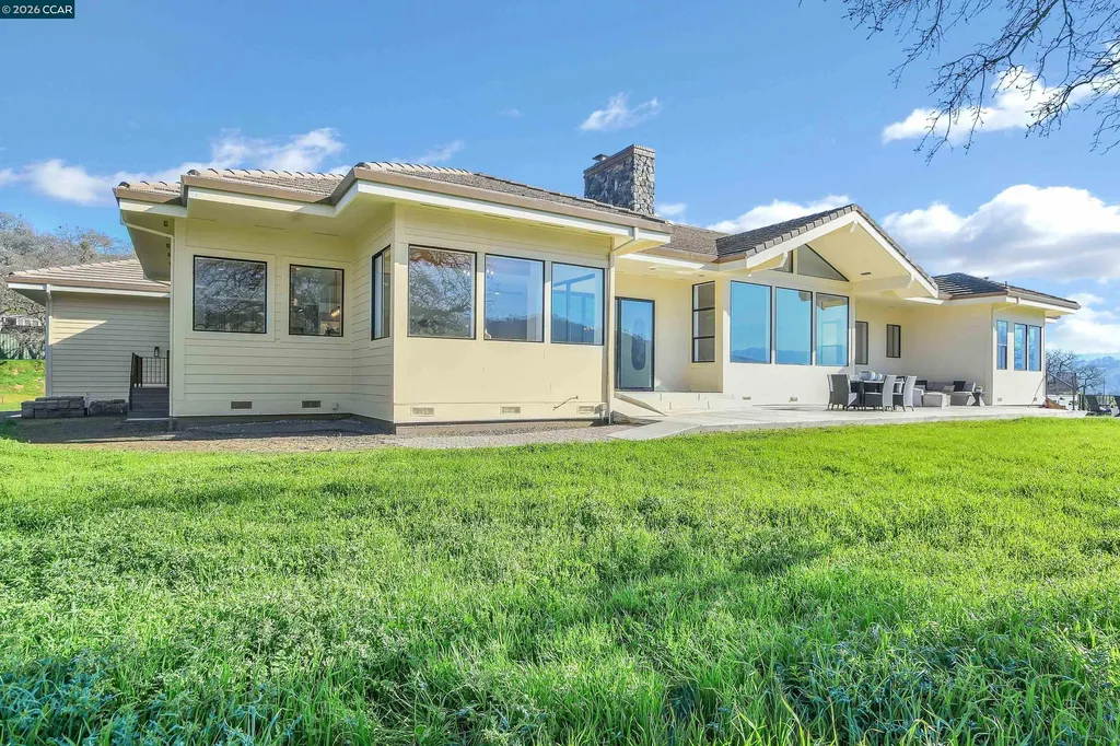 420 Leon Court Clayton CA 94517