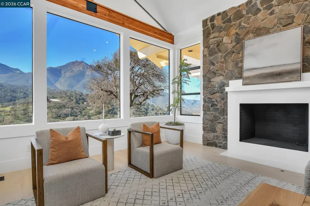 420 Leon Court Clayton CA 94517