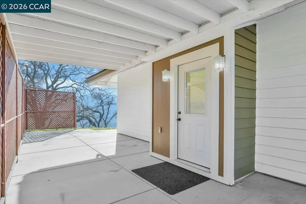 420 Leon Court Clayton CA 94517