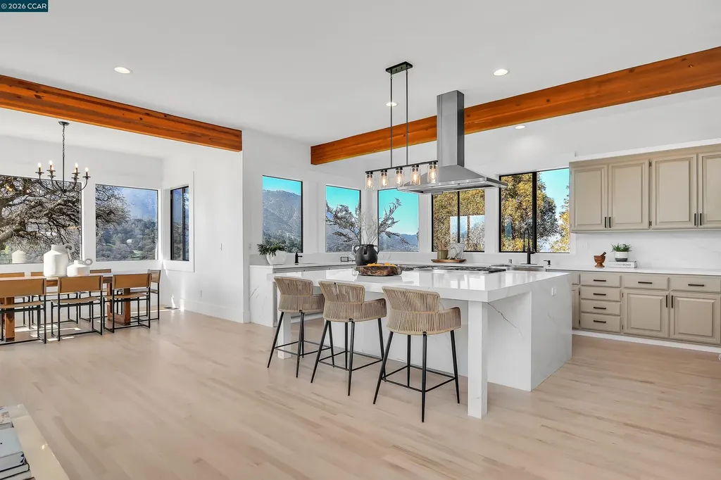 420 Leon Court Clayton CA 94517