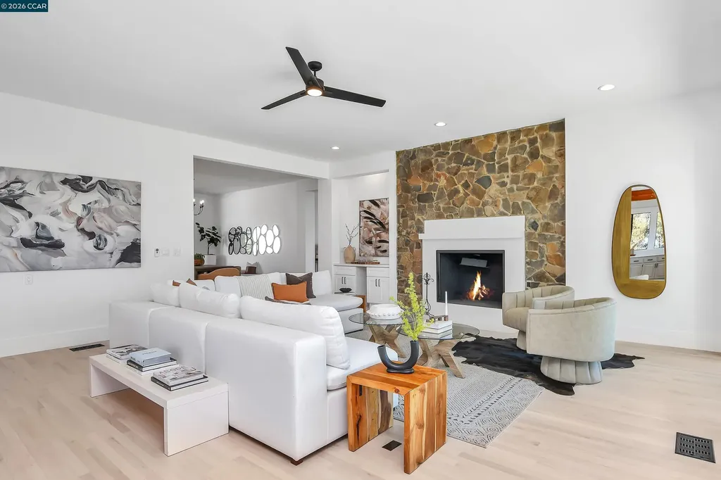 420 Leon Court Clayton CA 94517