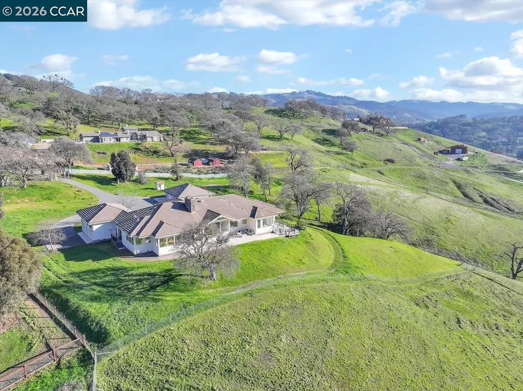 420 Leon Court Clayton CA 94517