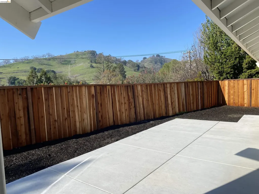 11 Paddock Court Pleasant Hill CA 94523