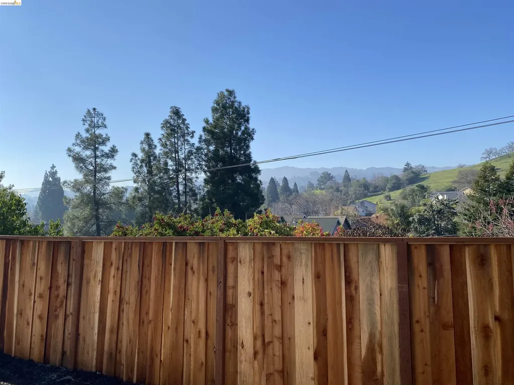 11 Paddock Court Pleasant Hill CA 94523