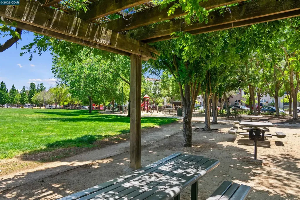 3240 Maguire Way Dublin CA 94568