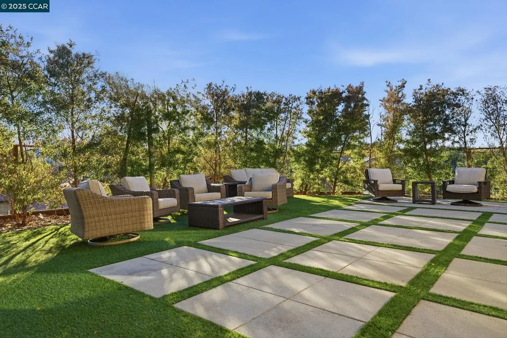 12 Quiet Country Lane Danville CA 94526