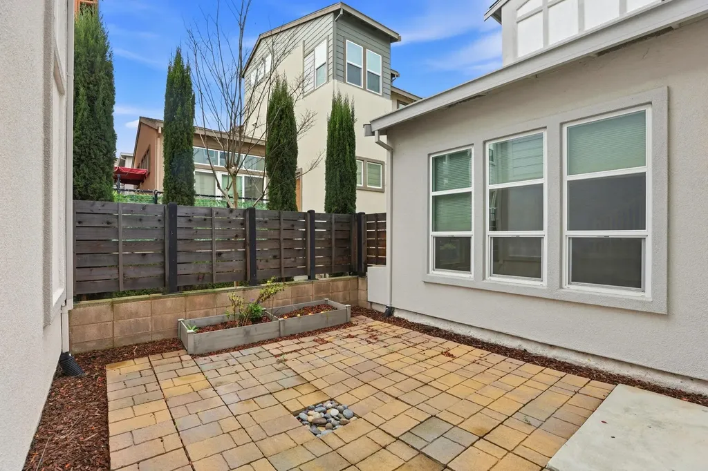 4386 Healdsburg Way Dublin CA 94568