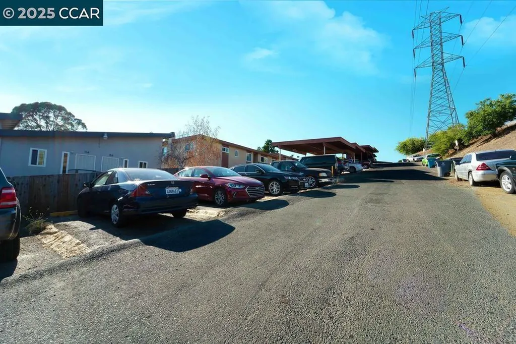 102 Avian Vallejo CA 94591