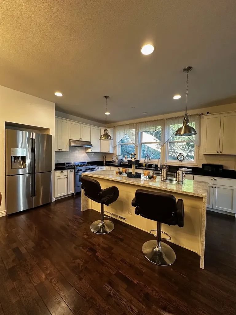 2276 Arrowhead Oakland CA 94611