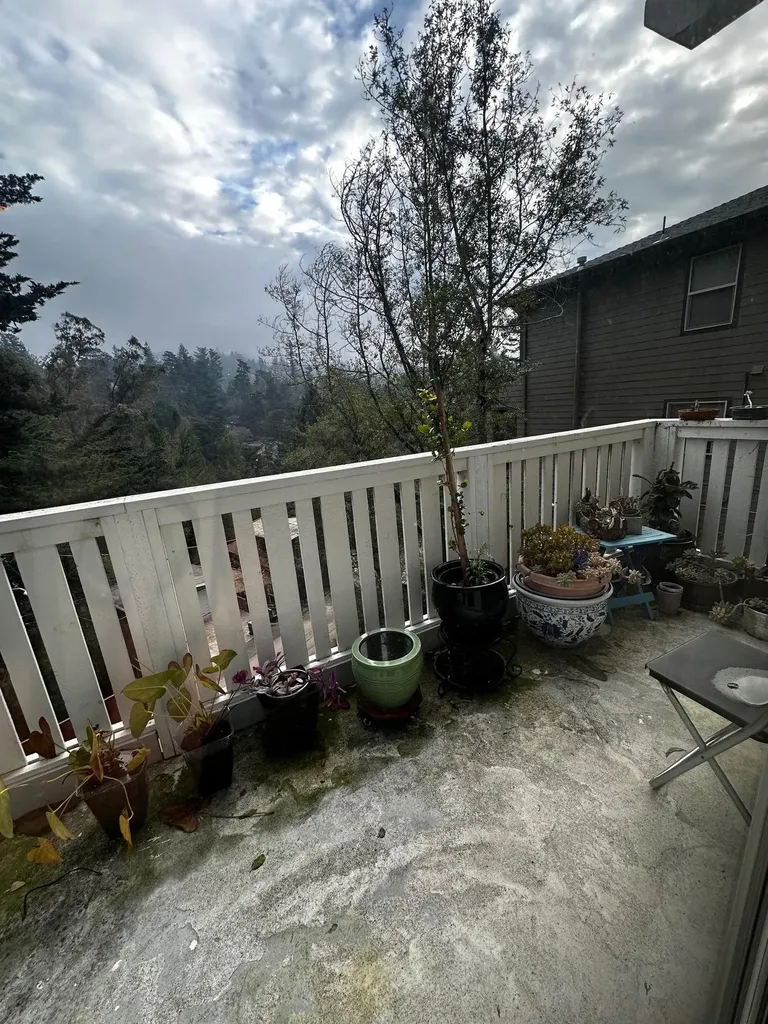 2276 Arrowhead Oakland CA 94611