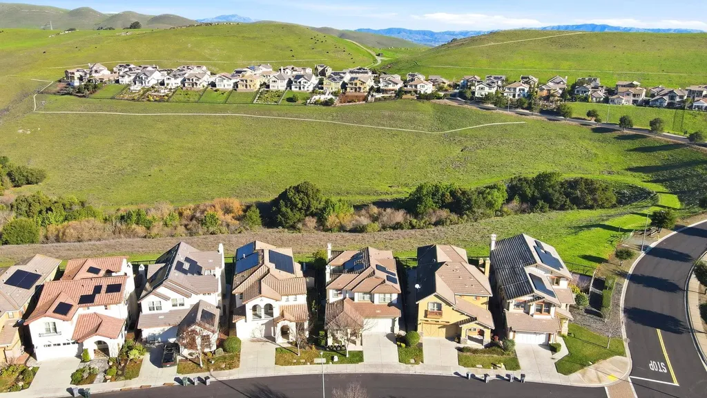 9927 Reimers Way Dublin CA 94568