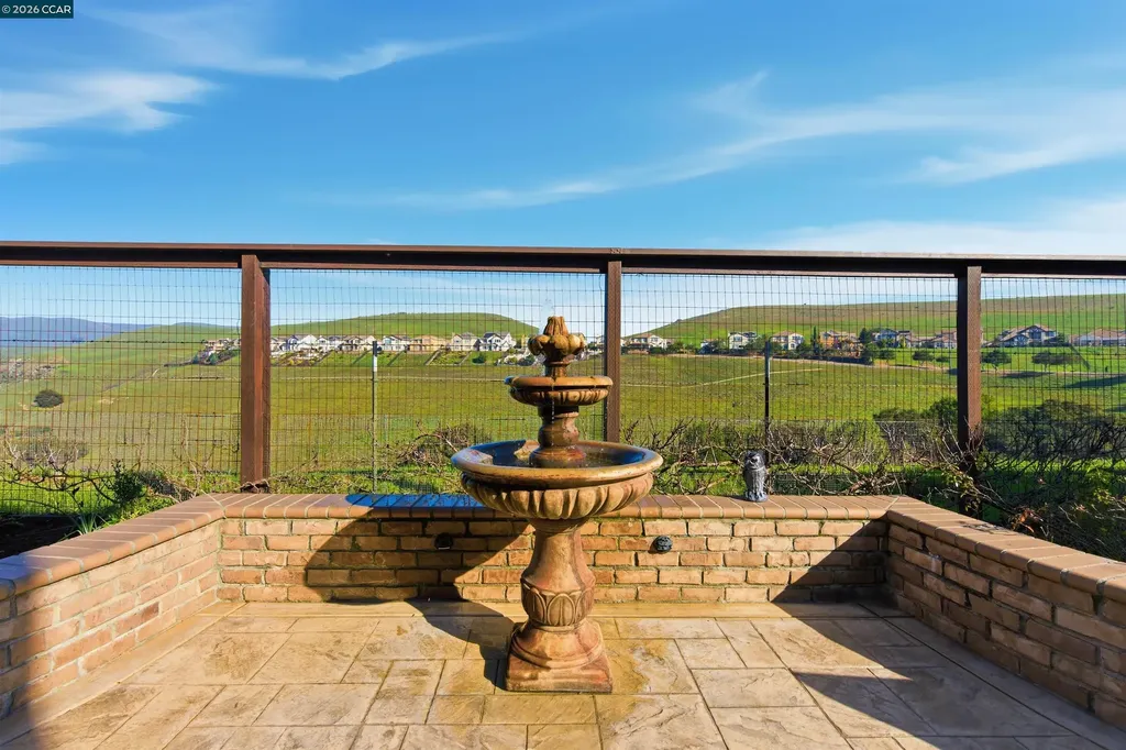 9927 Reimers Way Dublin CA 94568