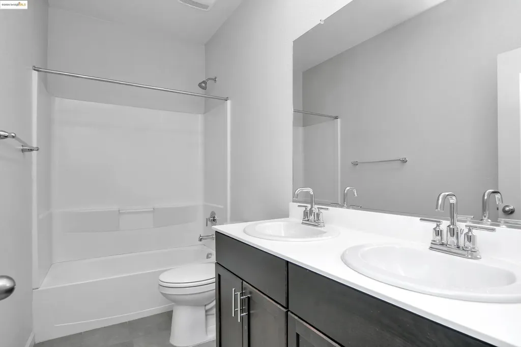 876 Diamante Way Oakley CA 94561