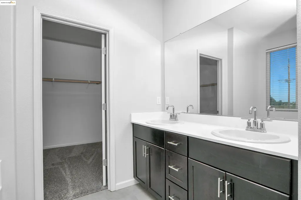 876 Diamante Way Oakley CA 94561