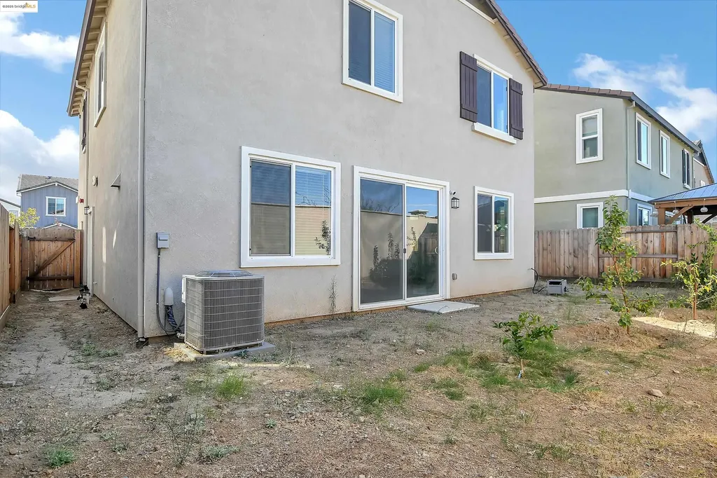 876 Diamante Way Oakley CA 94561