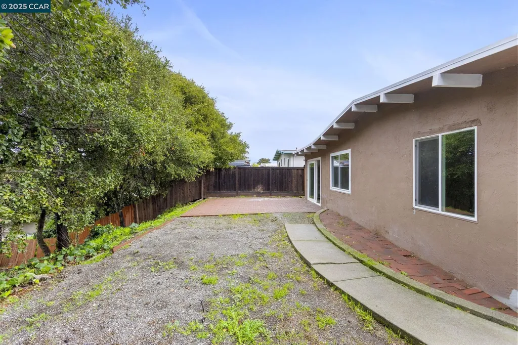 1148 Marlesta Road Pinole CA 94564