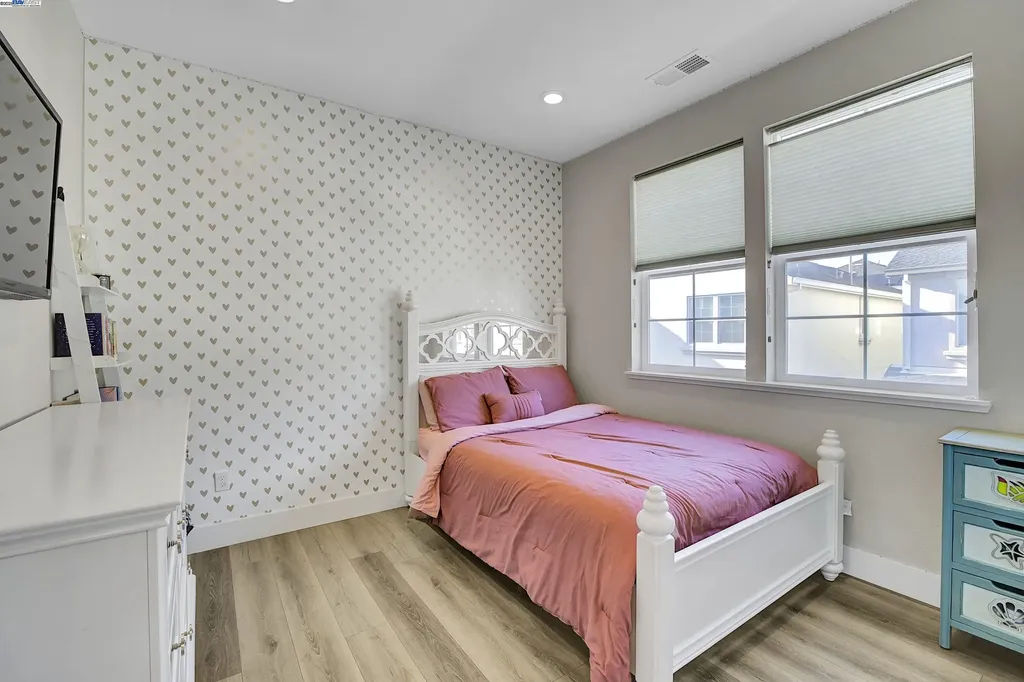 37515 Sea Bank Street Newark CA 94560