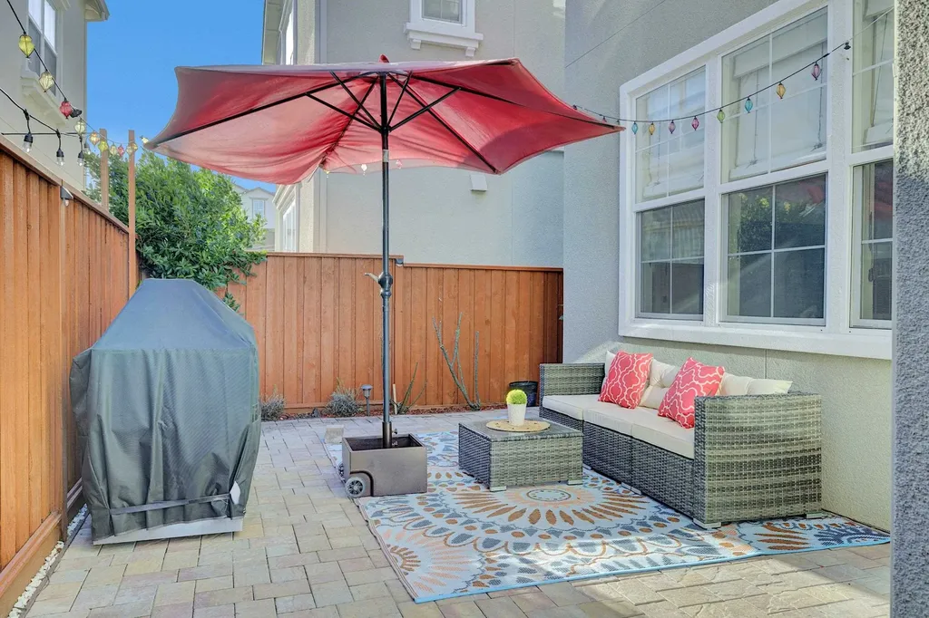 37515 Sea Bank Street Newark CA 94560