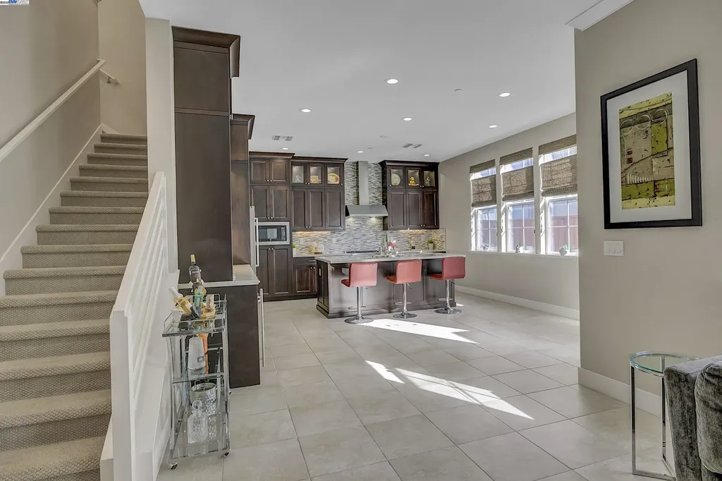 37515 Sea Bank Street Newark CA 94560