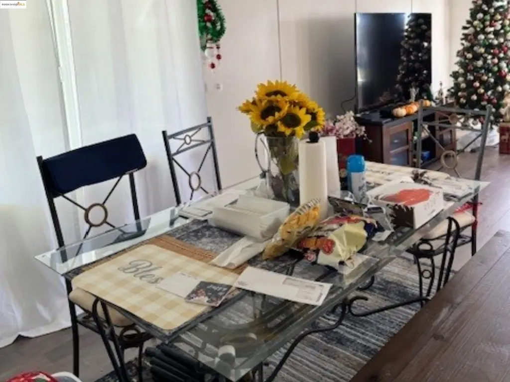 157 Santa Teresa San Leandro CA 94579