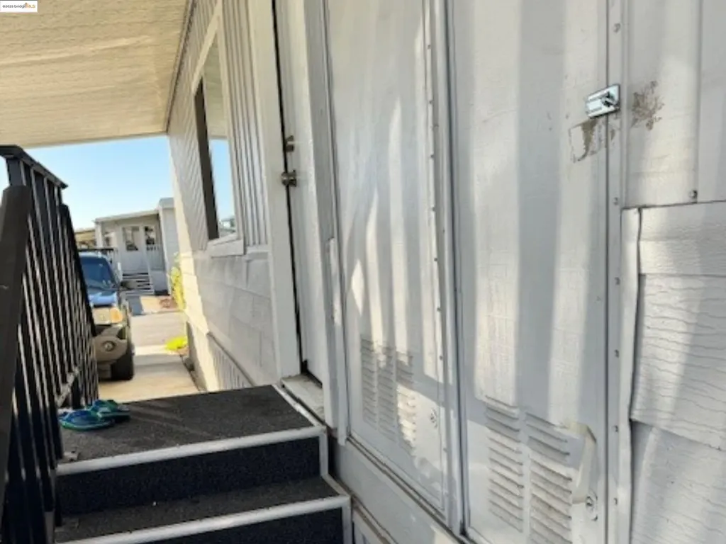 157 Santa Teresa San Leandro CA 94579