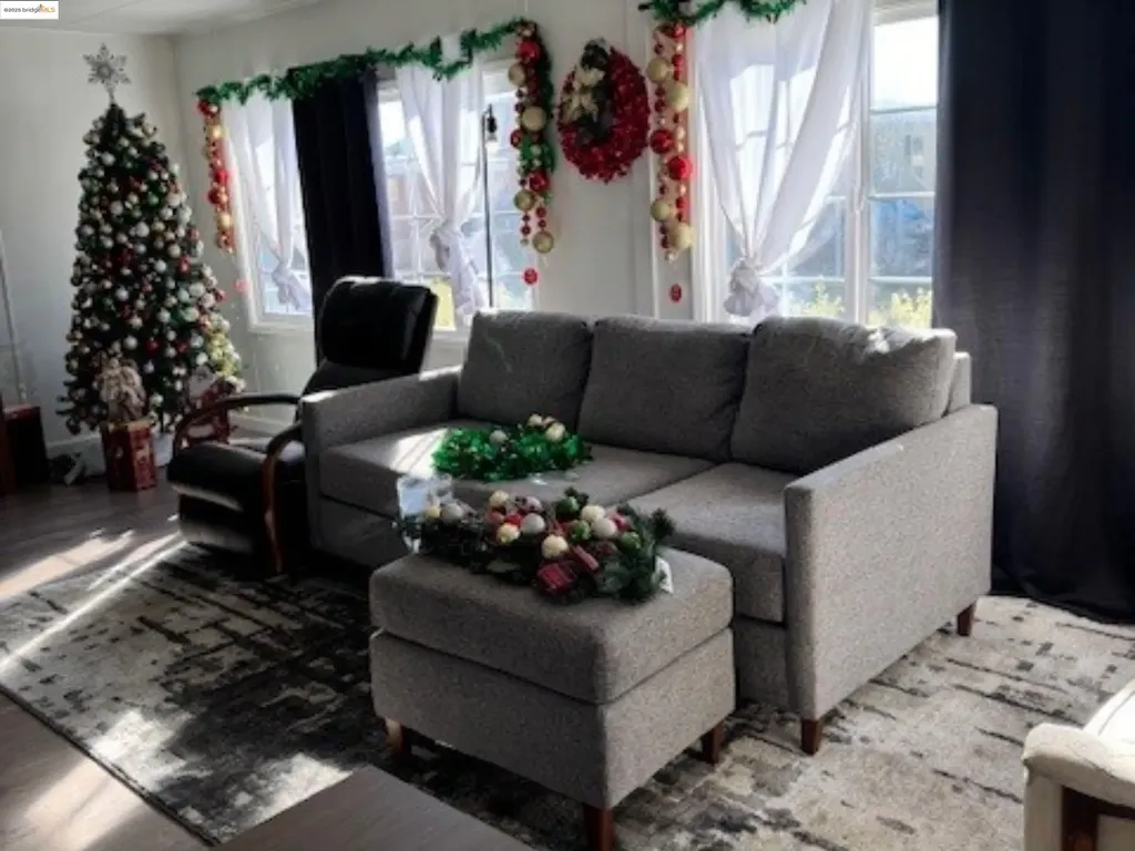 157 Santa Teresa San Leandro CA 94579
