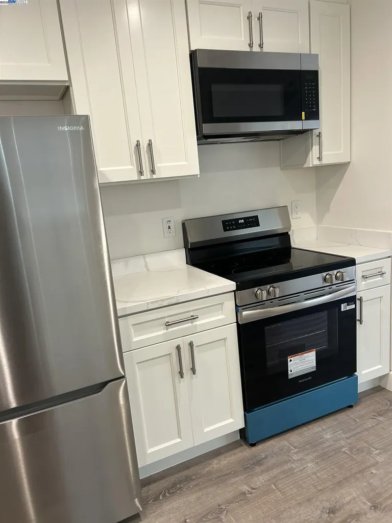 7808 Weld Street Oakland CA 94621