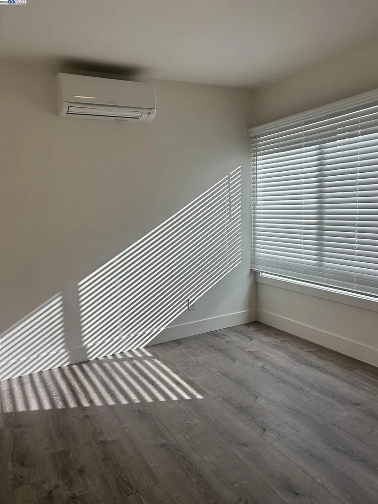 7808 Weld Street Oakland CA 94621