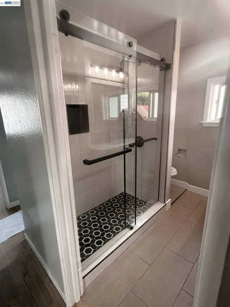 17028 Santa Fe Street Hayward CA 94541