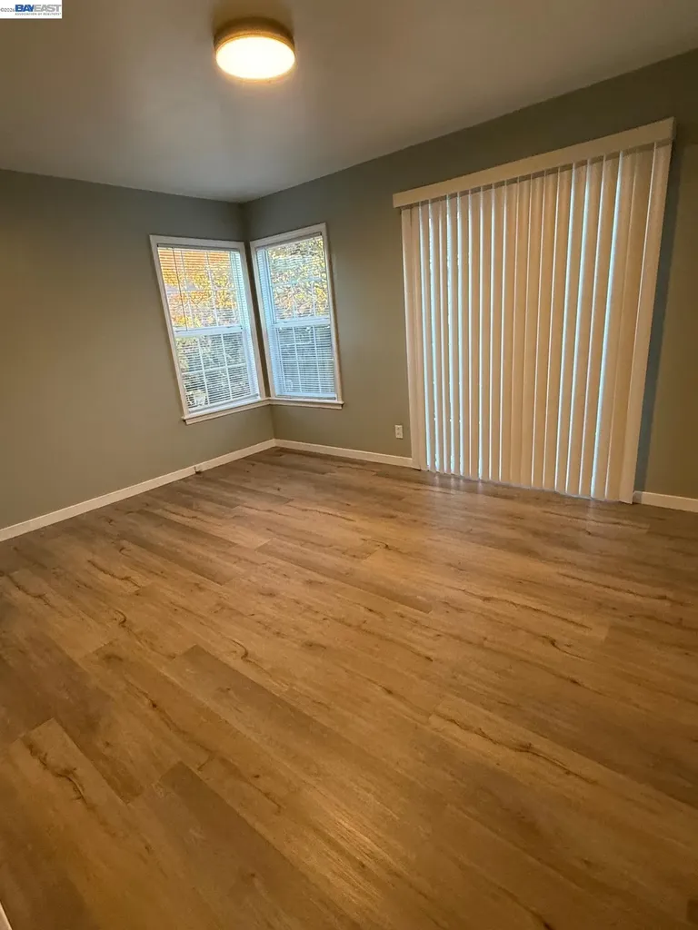 17028 Santa Fe Street Hayward CA 94541