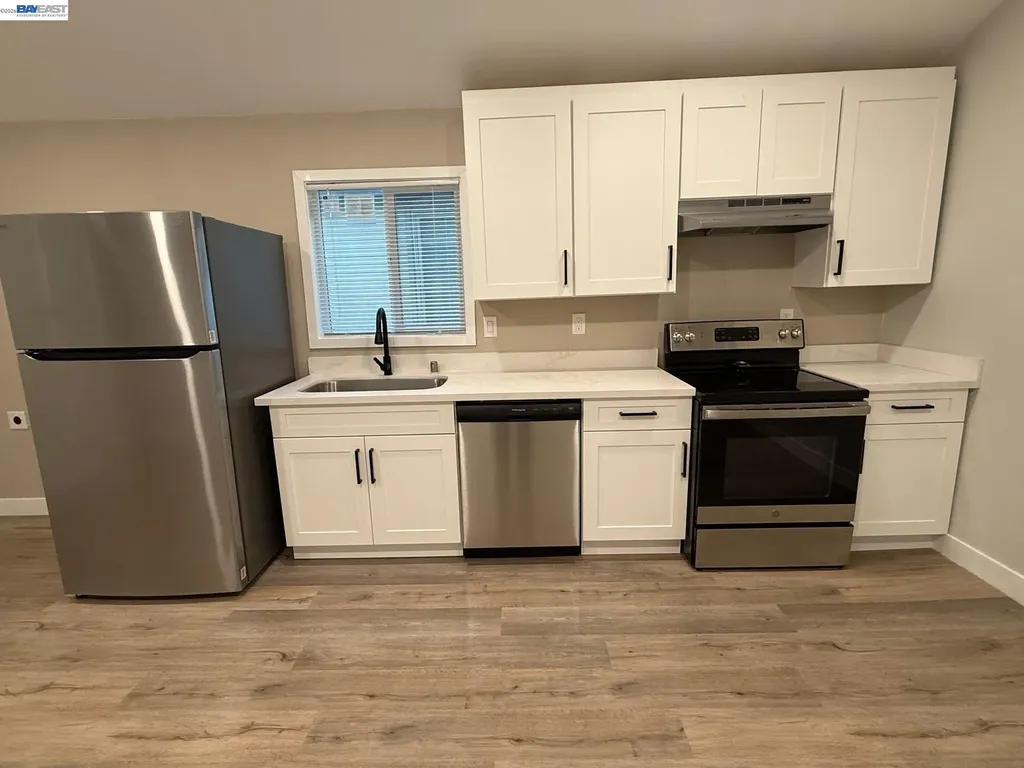 17028 Santa Fe Street Hayward CA 94541