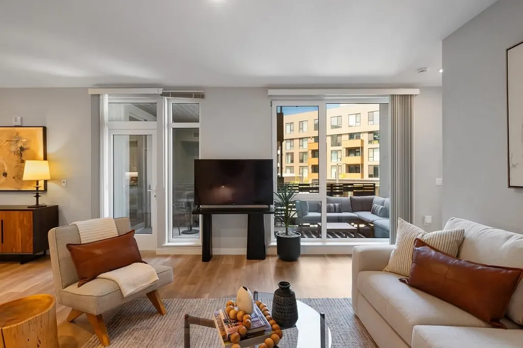 260 Brooklyn Basin Way Oakland CA 94606