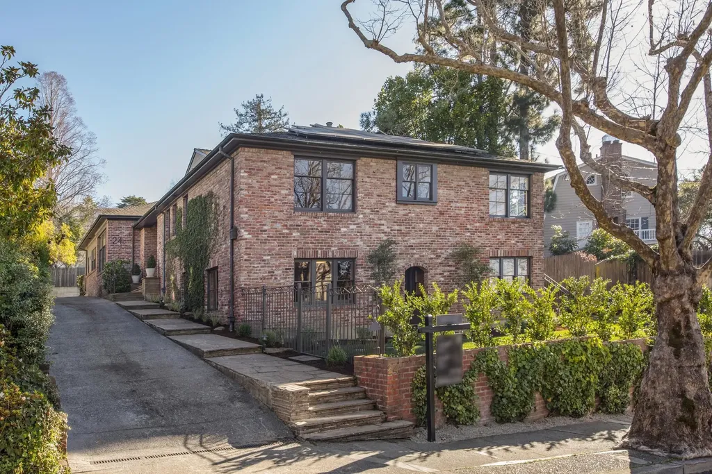 24 Muir Avenue Piedmont CA 94610