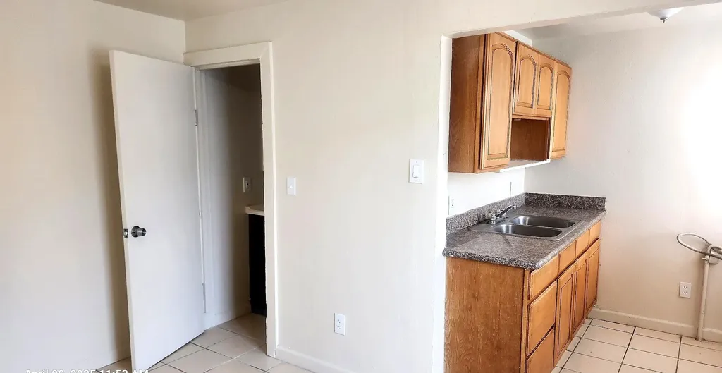 874 Isabella Street Oakland CA 94607