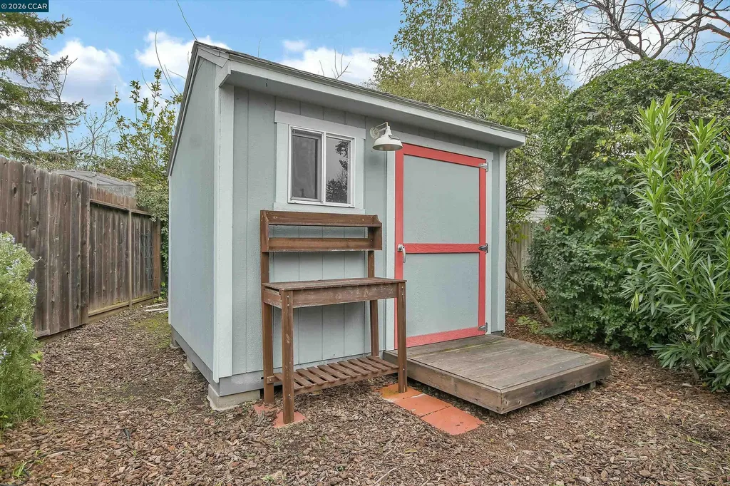 3818 Village Road Concord CA 94519