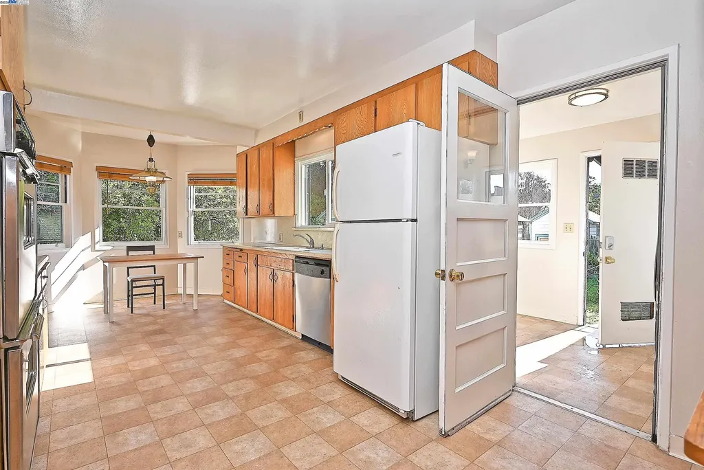 181 Lewelling Boulevard San Lorenzo CA 94580