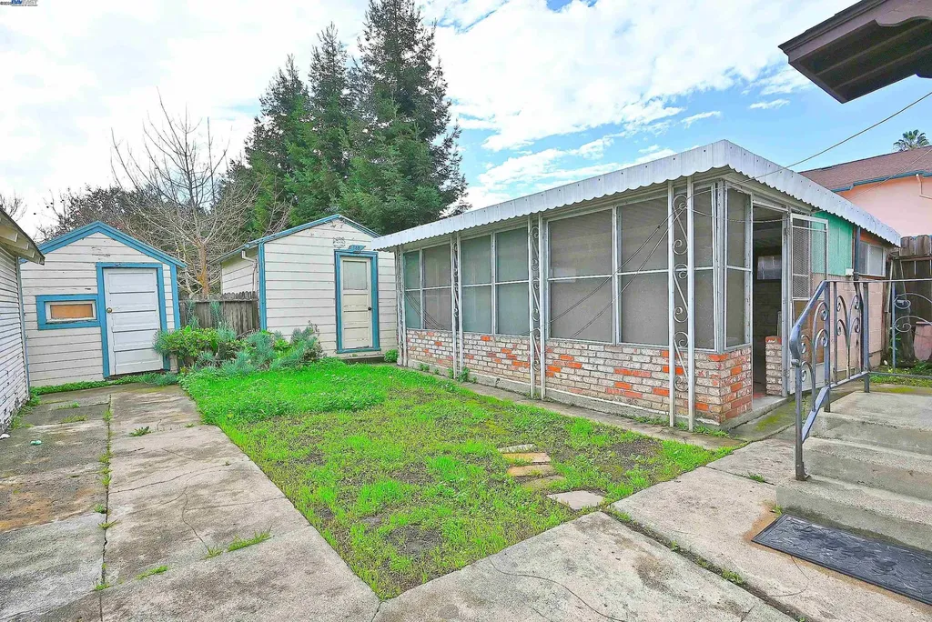 181 Lewelling Boulevard San Lorenzo CA 94580