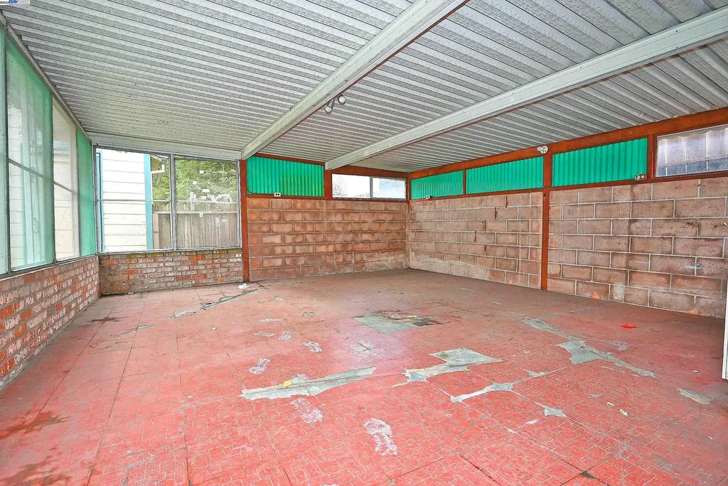 181 Lewelling Boulevard San Lorenzo CA 94580