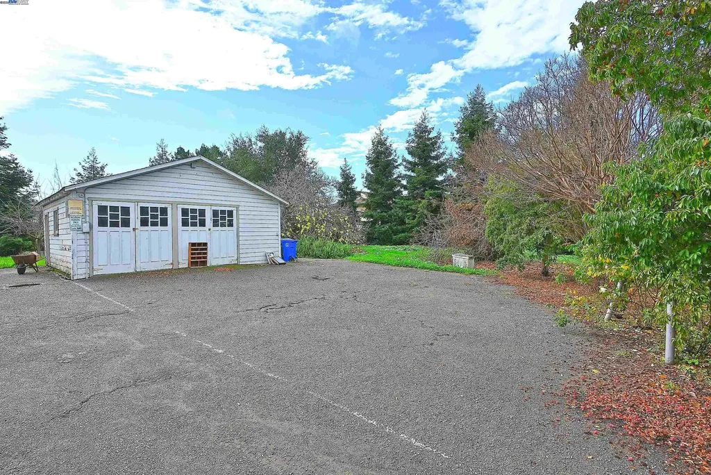 181 Lewelling Boulevard San Lorenzo CA 94580