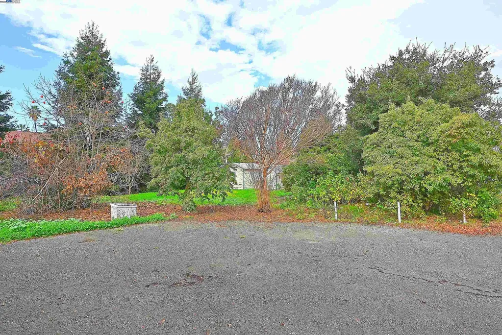 181 Lewelling Boulevard San Lorenzo CA 94580