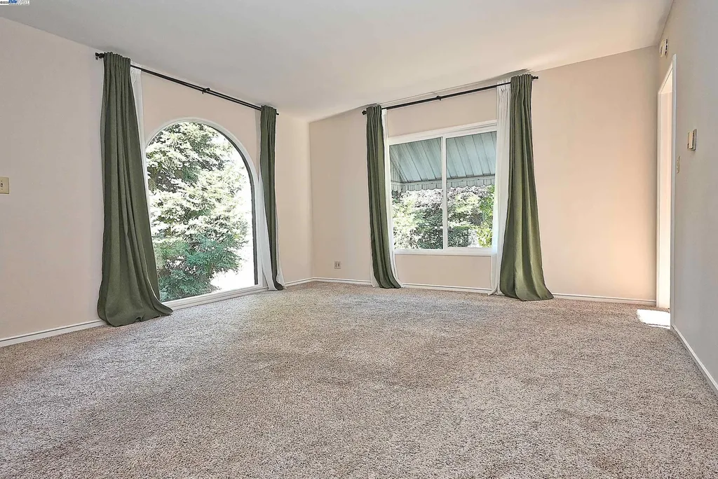 181 Lewelling Boulevard San Lorenzo CA 94580