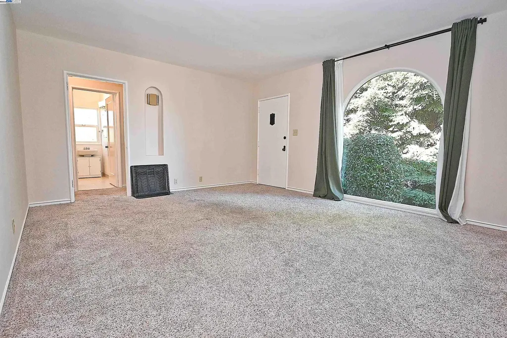 181 Lewelling Boulevard San Lorenzo CA 94580