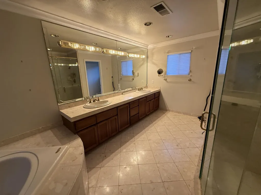 2775 Butters Drive Oakland CA 94602