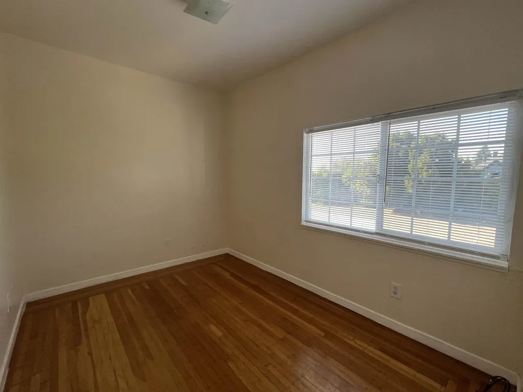 3244 Ellis Street Berkeley CA 94703