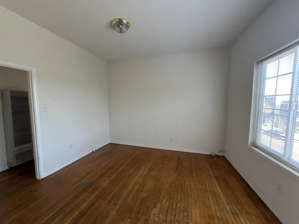 3244 Ellis Street Berkeley CA 94703