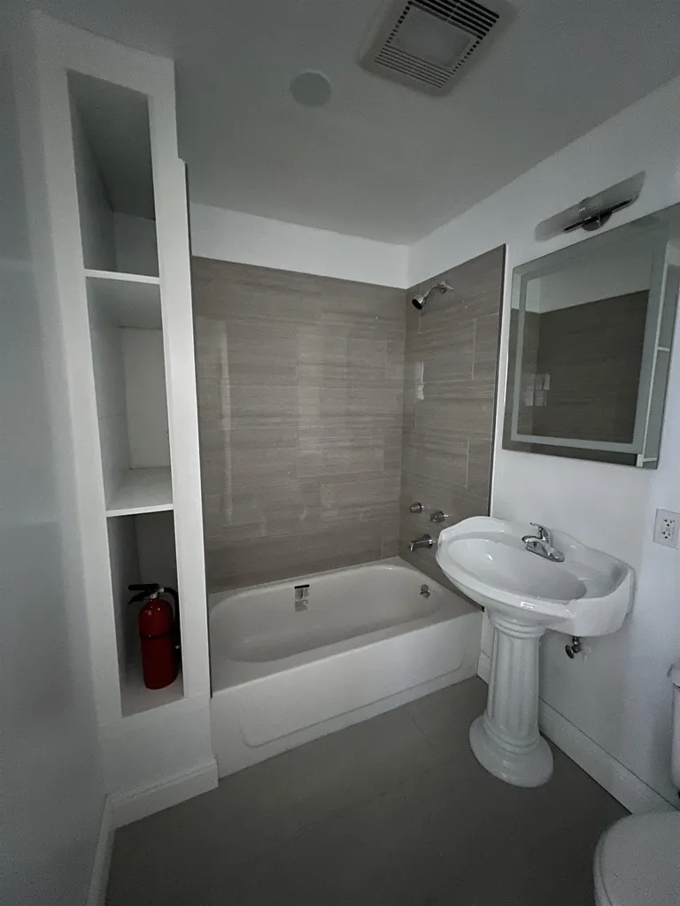 3244 Ellis Street Berkeley CA 94703