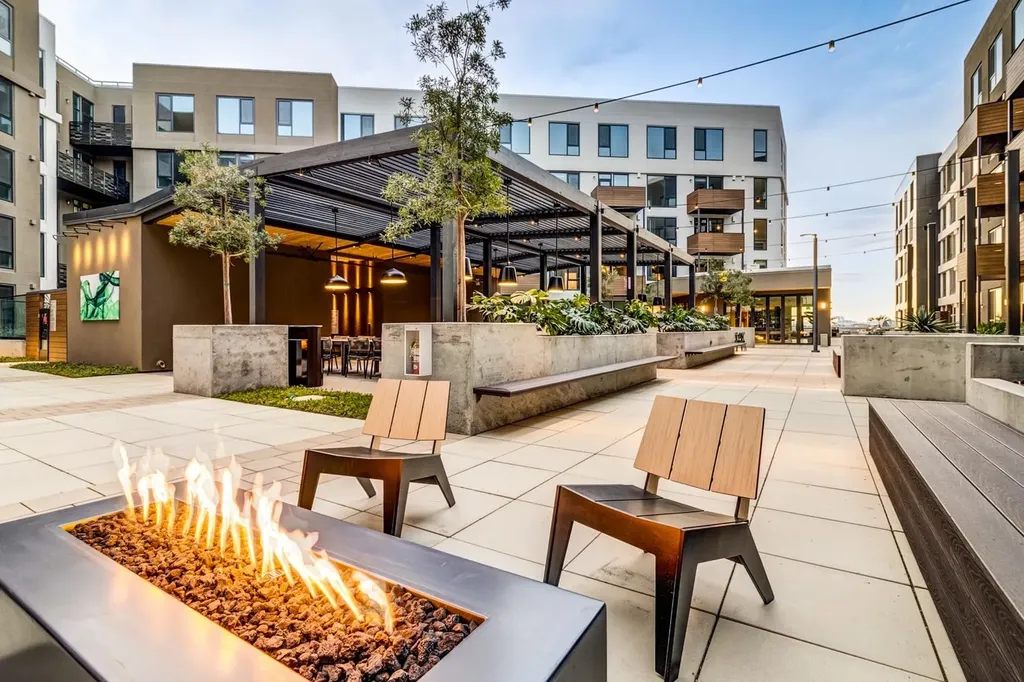 260 Brooklyn Basin Way Oakland CA 94606