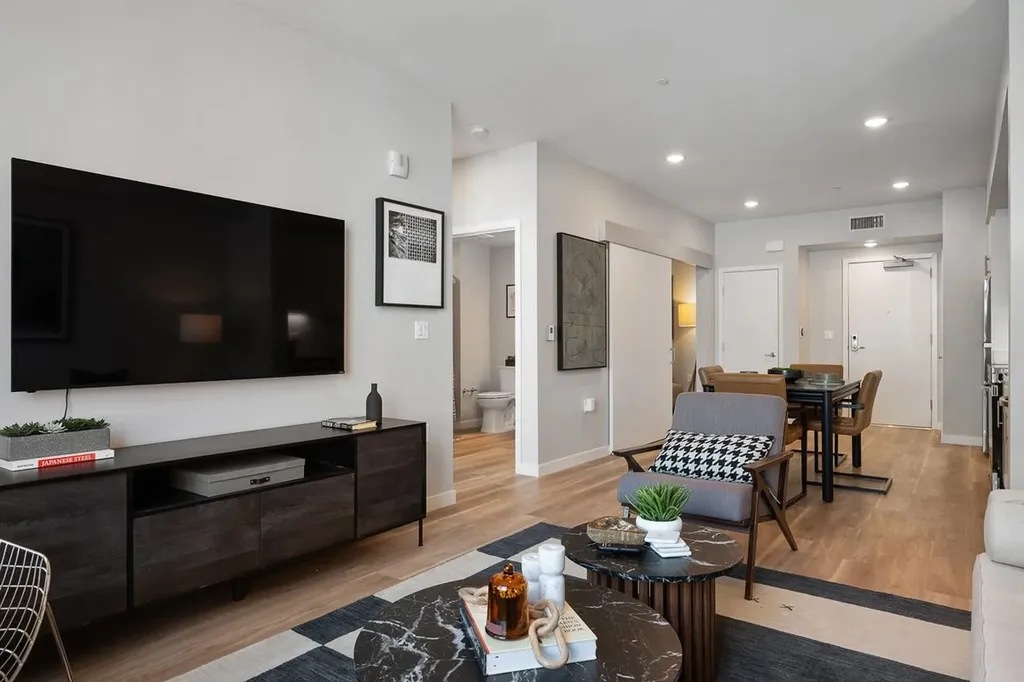 260 Brooklyn Basin Way Oakland CA 94606